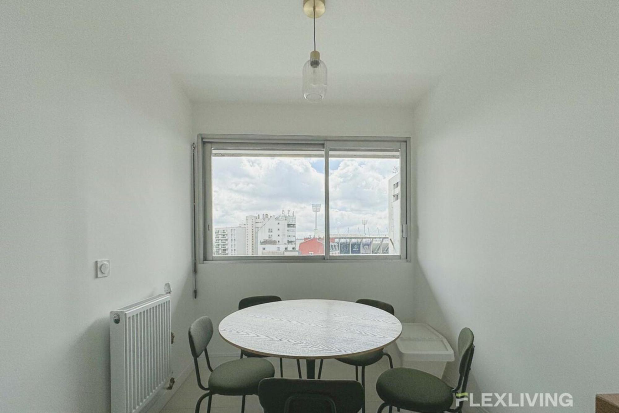 Flexliving - - Mouchez Parijs